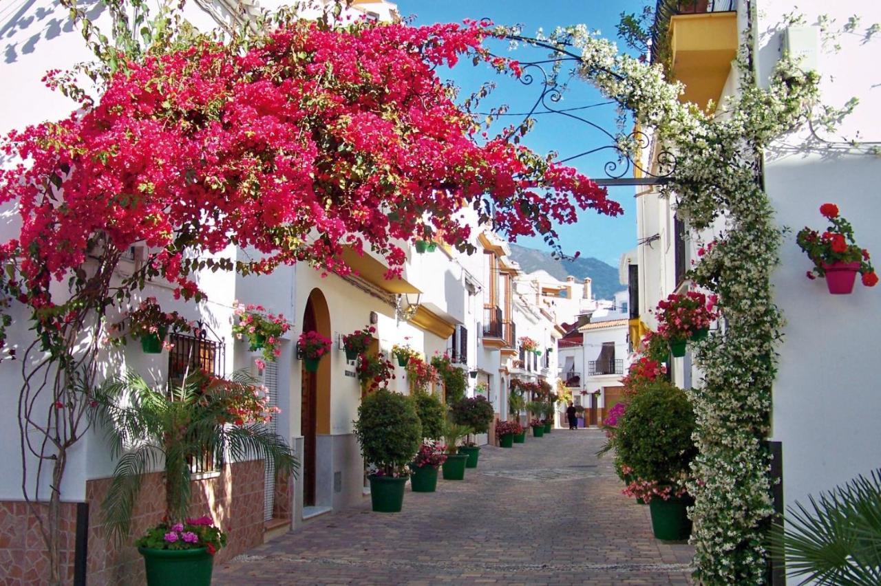 Pepe Beach Vista Al Mar Apartment Estepona Bagian luar foto
